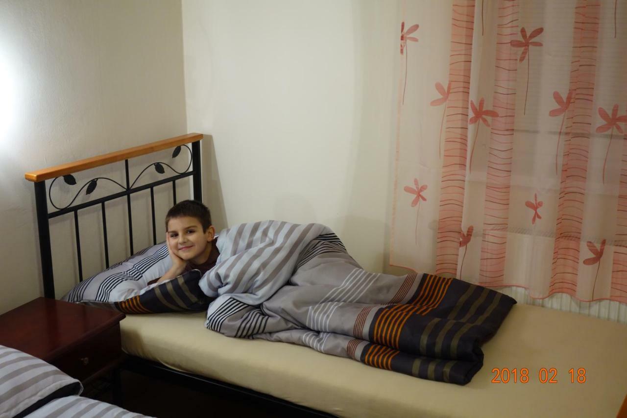 La Familia Apartment Sturovo Exterior photo
